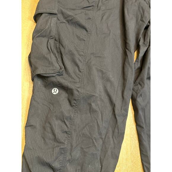 Lululemon Dance Studio Relaxed-Fit Mid-Rise Cargo Jogger BLACK Medium - Picture 3 of 6